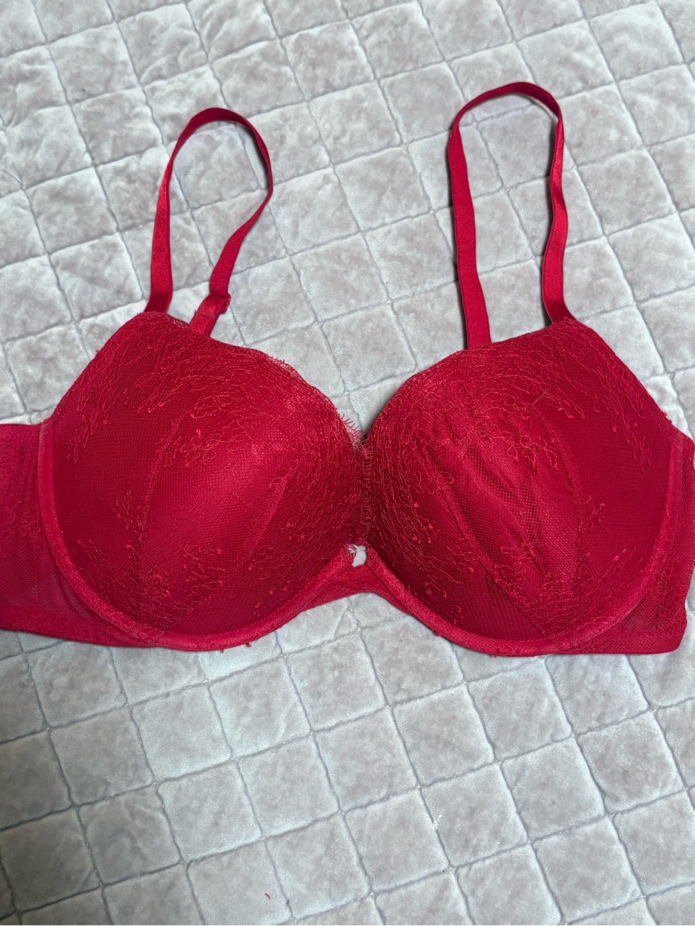 Victoria's Secret Lace Underwire Bra
